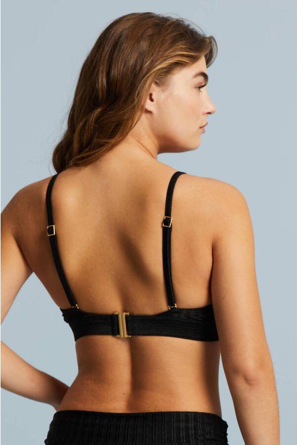 BEACHWAVE voorgevormde beugel bikinitop met textuur zwart - Foto 4