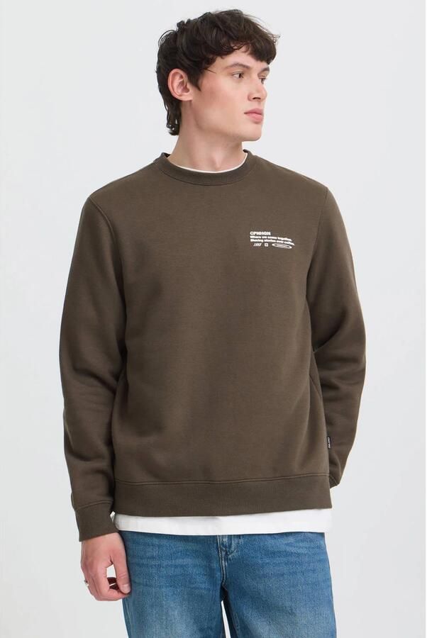 Blend regular fit sweater met print bruin