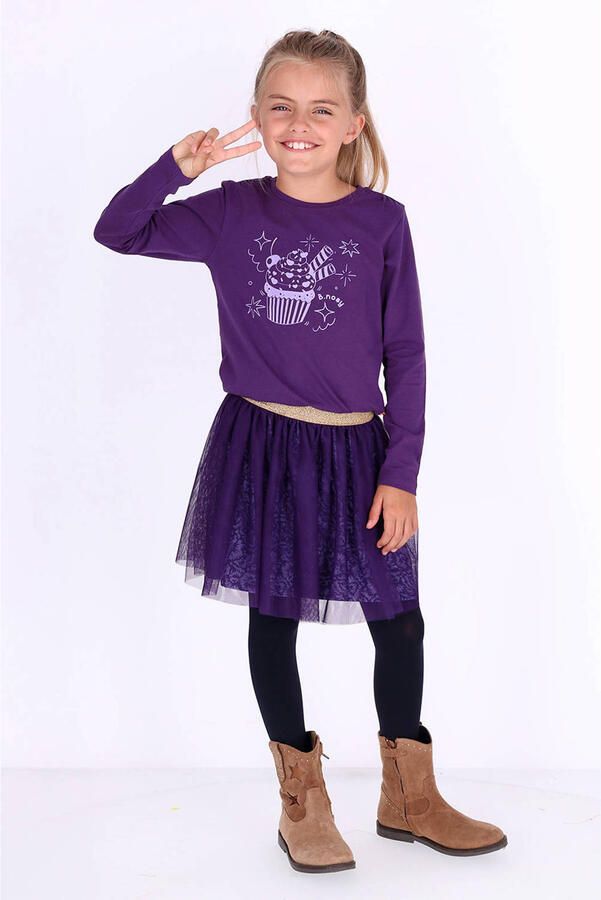 B.Nosy aansluitende longsleeve met print paars