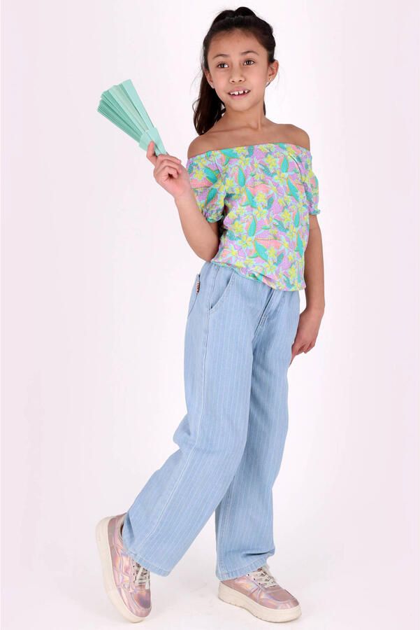 B.Nosy gebloemde off shoulder top lila
