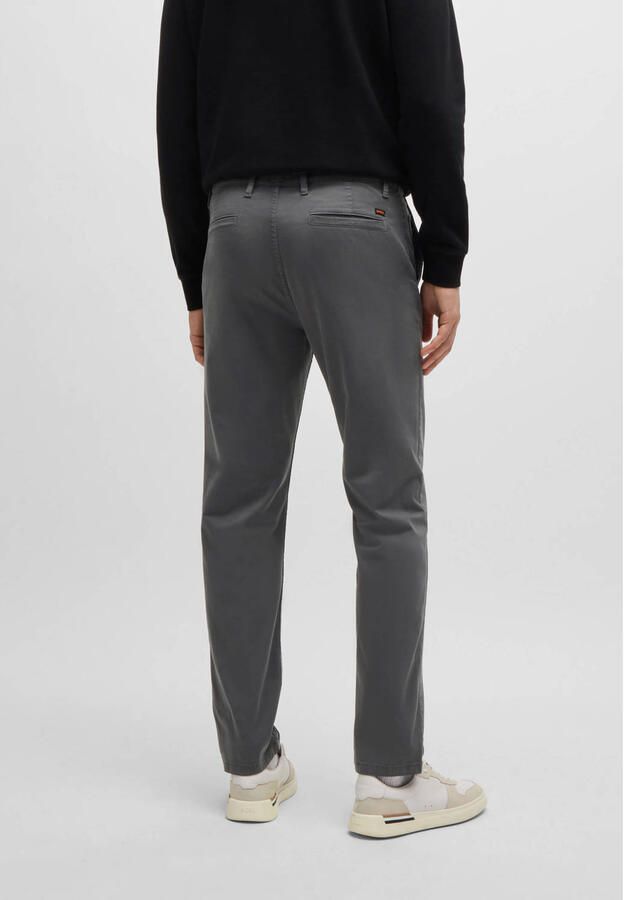 Boss Orange Chino TAPERED met boss-logo aan de achterkant