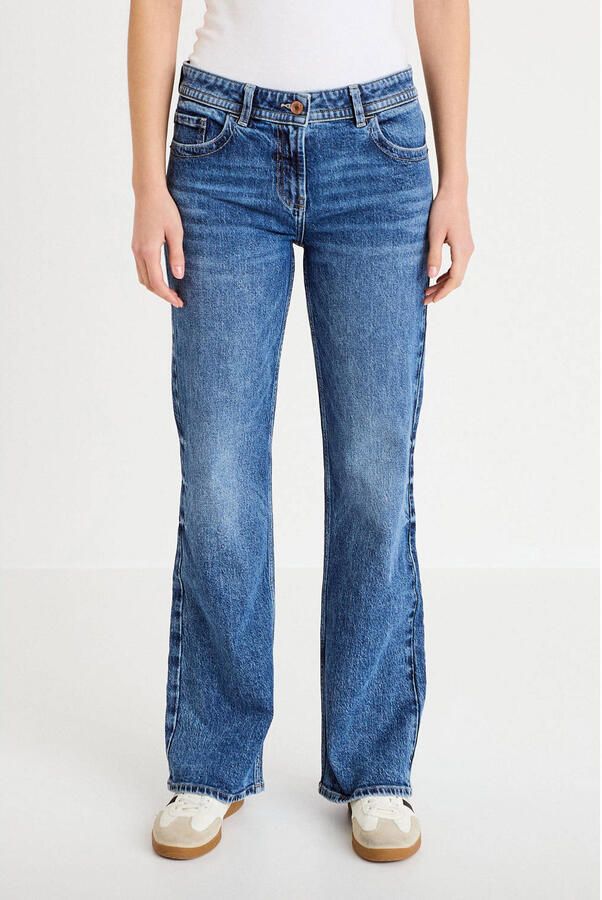 Cache bootcut jeans medium blue denim