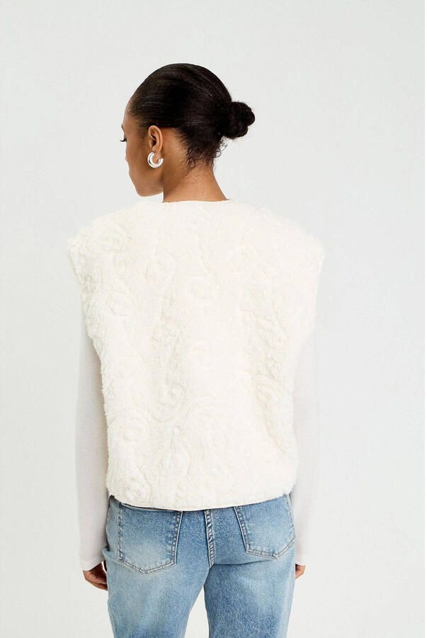 Cache gilet ecru - Foto 2