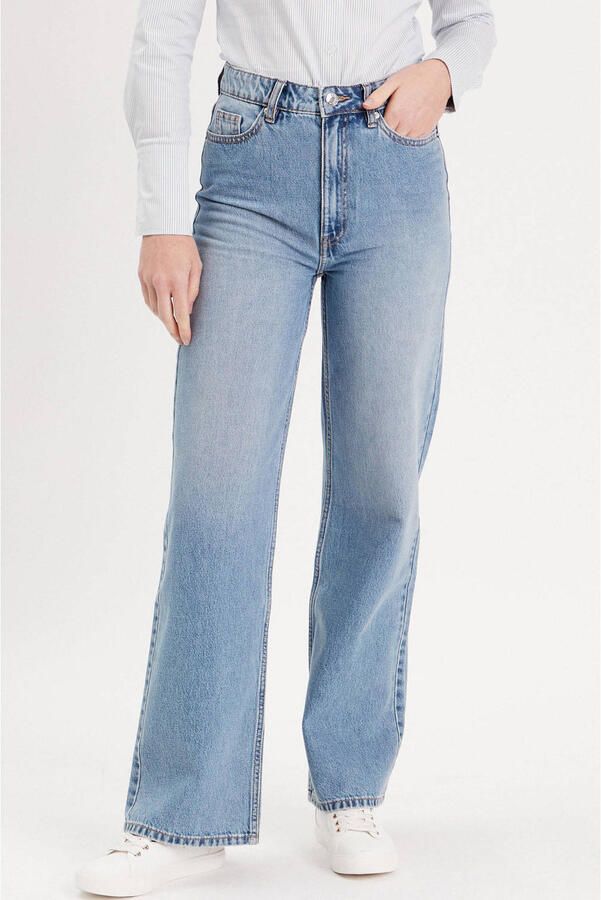 Cache high waist wide leg jeans medium blue