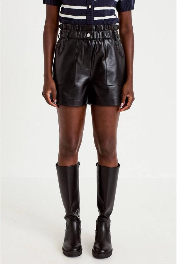 Cache imitatieleren wide leg casual short met ruches zwart