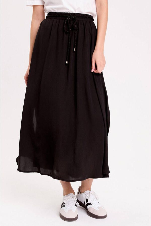 Cache midi rok met ceintuur zwart