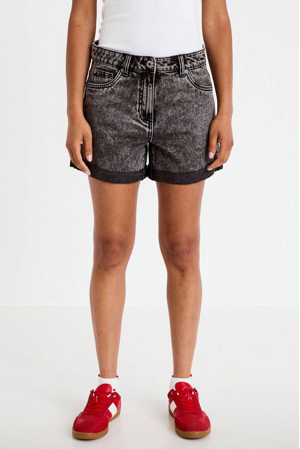 Cache regular high waist short black denim