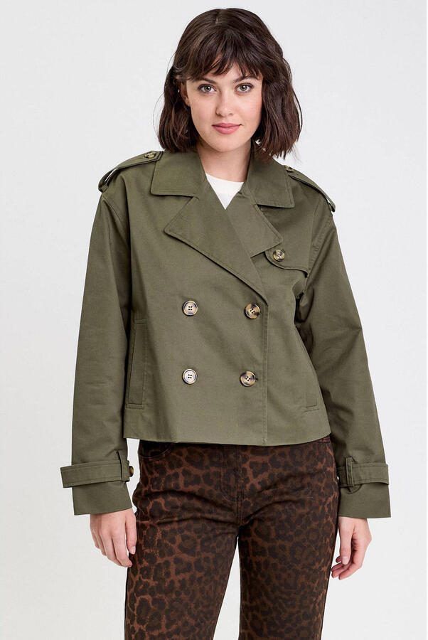 Cache trenchcoat kaki