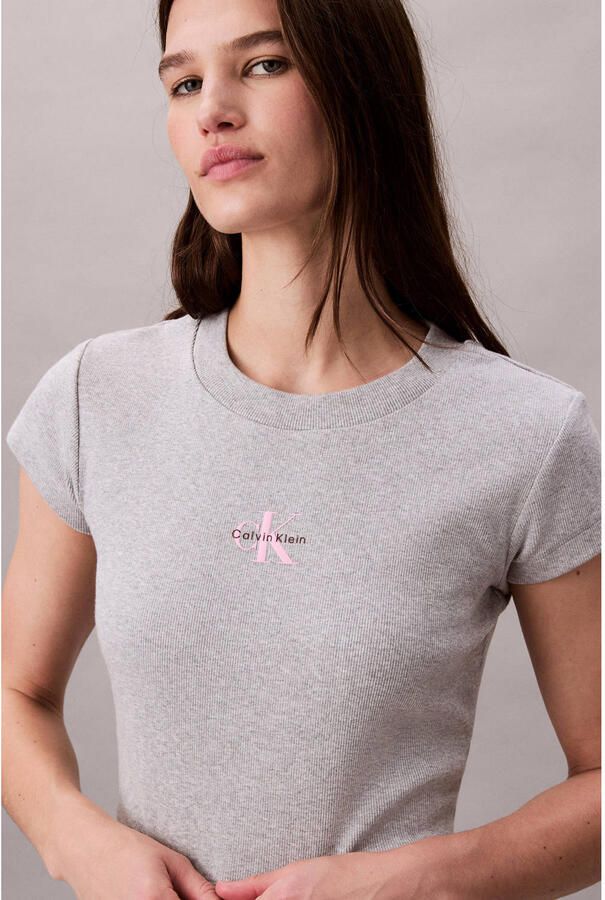 Calvin Klein Jeans T-shirt Korte Mouw MONOGRAM BABY TEE LV047AB802 - Foto 2