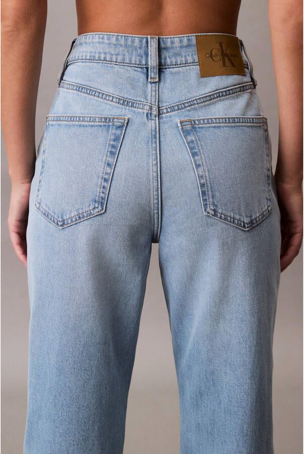 CALVIN KLEIN JEANS high waist straight leg jeans light blue denim - Foto 5