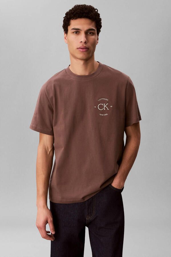 CALVIN KLEIN JEANS relaxed T-shirt met backprint bruin