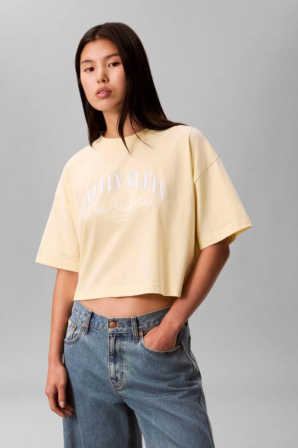 CALVIN KLEIN Dames Tops & T-shirts Ss Cropped Boxy Heritage Crest Butter Yellow - Foto 5