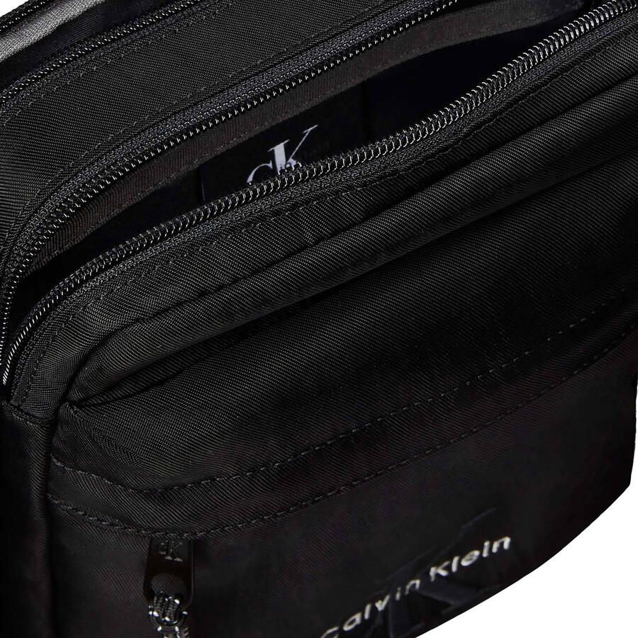 Calvin Klein schoudertas Bold Reporter zwart - Foto 2
