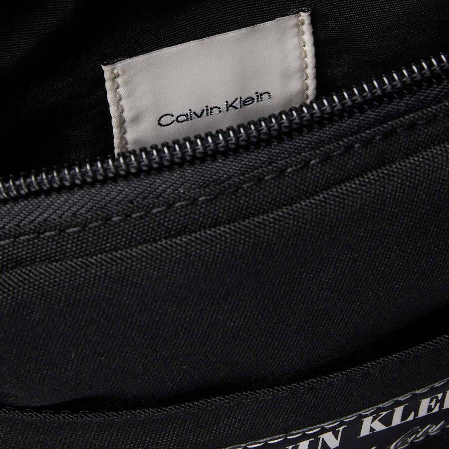Calvin Klein schoudertas Graphic Capsule zwart - Foto 2