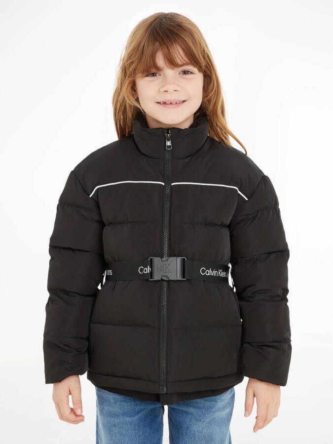 Calvin Klein gewatteerde winterjas van gerecycled polyester zwart Meisjes Gerecycled polyester (duurzaam) Opstaande kraag 128