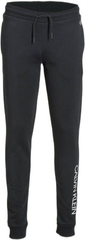 Calvin Klein Jeans regular fit joggingbroek van biologisch katoen zwart 152
