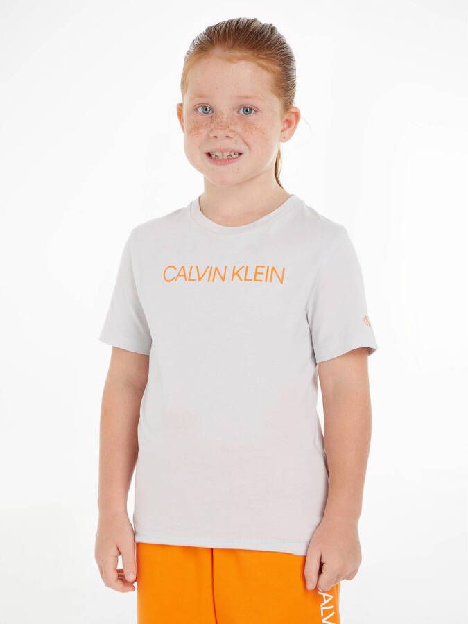 Calvin Klein Jeans T-shirt met biologisch katoen lichtgrijs Logo 152