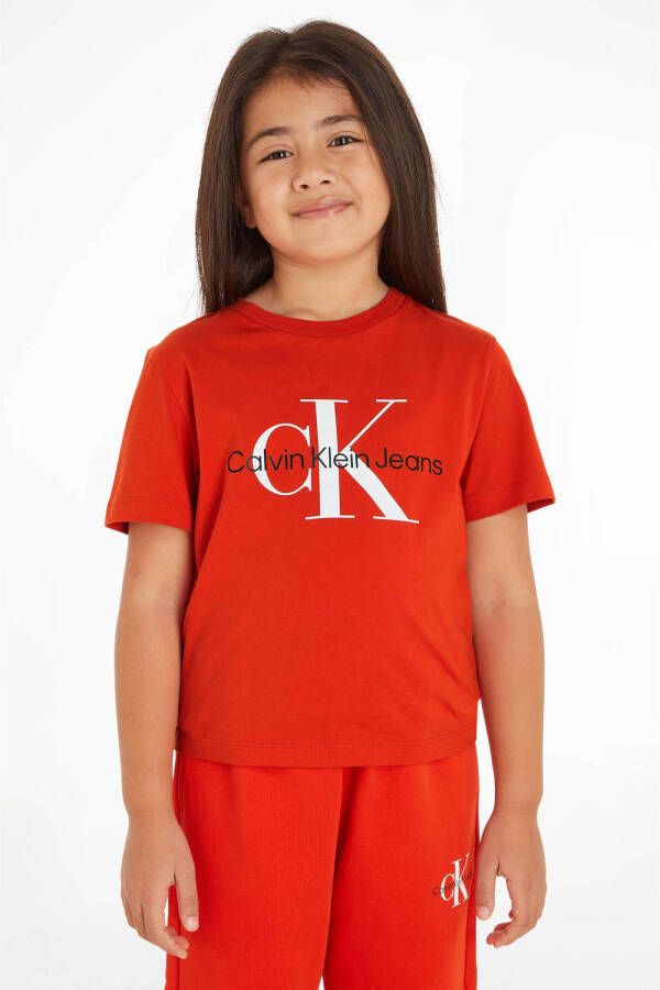 Calvin Klein unisex T-shirt met biologisch katoen rood Katoen (biologisch) Ronde hals 116