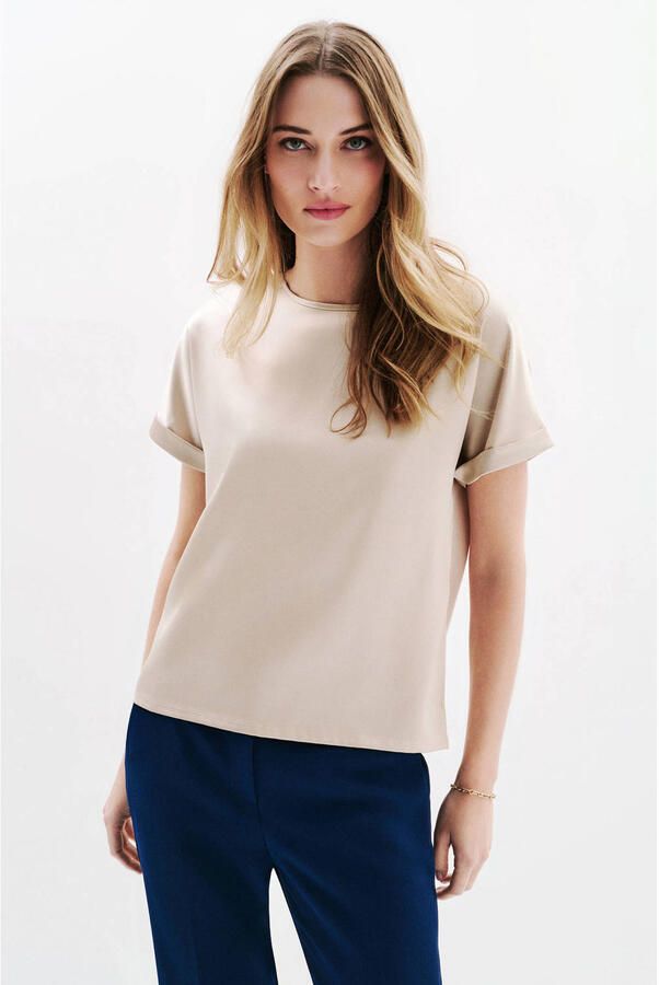 Caroll top zand