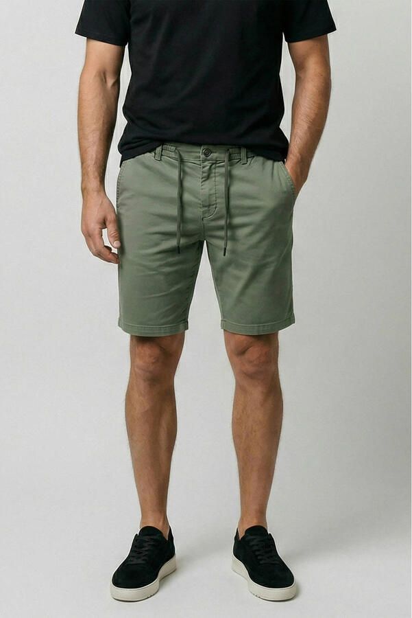 Cars regular casual short groen