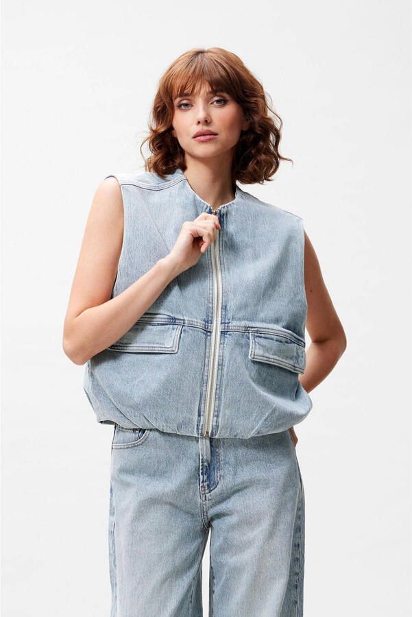 Catwalk Junkie gestreepte gilet light blue denim