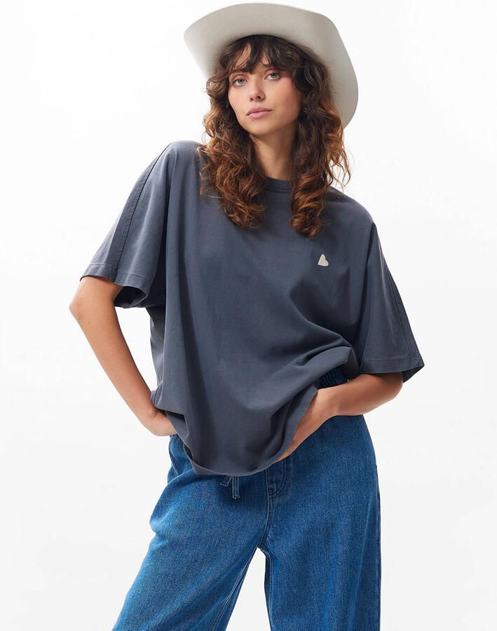 CATWALK JUNKIE Dames Tops & T-shirts Oversized Graphic Tshirt Donkergrijs - Foto 3