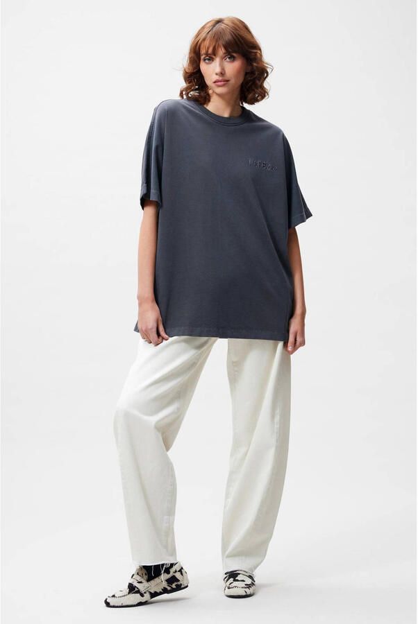 CATWALK JUNKIE Dames Tops & T-shirts Oversized Graphic Tshirt Donkergrijs - Foto 5