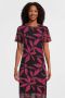 Catwalk Junkie maxi jurk Tropics maxi met bladprint en mesh zwart roze - Thumbnail 1