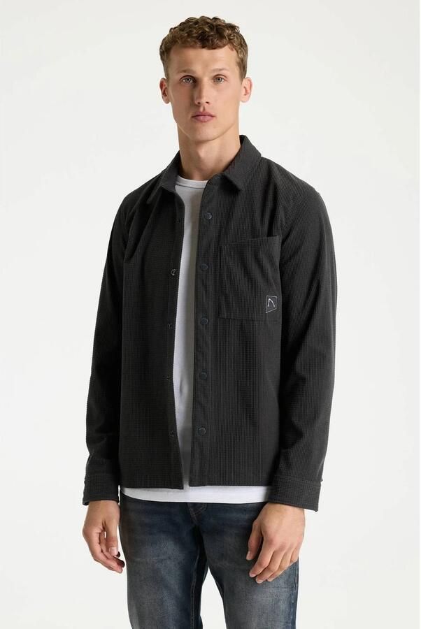 CHASIN' Axel Tecno regular fit overshirt zwart