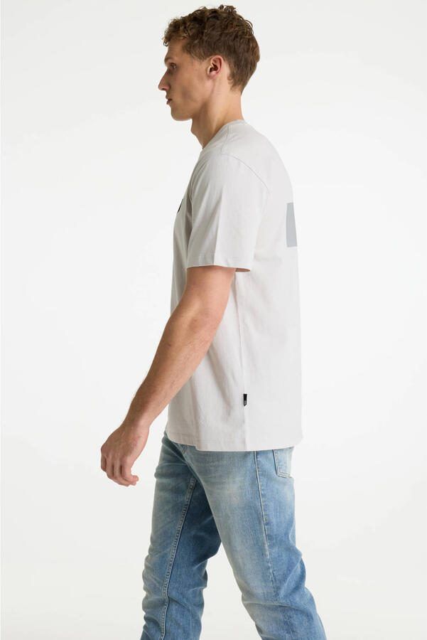 CHASIN' regular T-shirt met backprint lichtgrijs - Foto 3