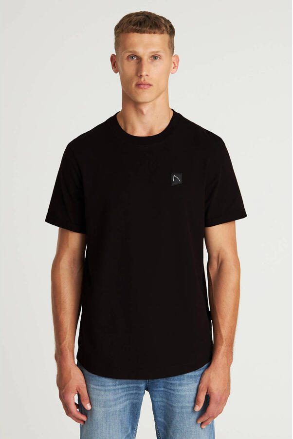 CHASIN' regular T-shirt zwart