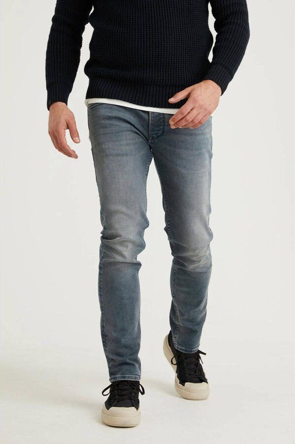 CHASIN' tapered fit jeans Crown Madison mid blue