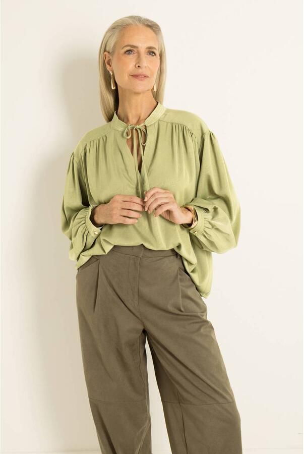Claudia Sträter blousetop lichtgroen