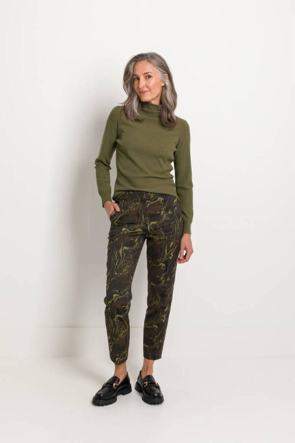 Claudia Sträter cropped tapered fit pantalon met all over print donkerbruin