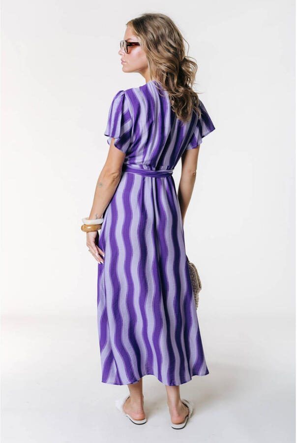Colourful Rebel viscose maxi gestreepte wikkeljurk lavendel - Foto 3