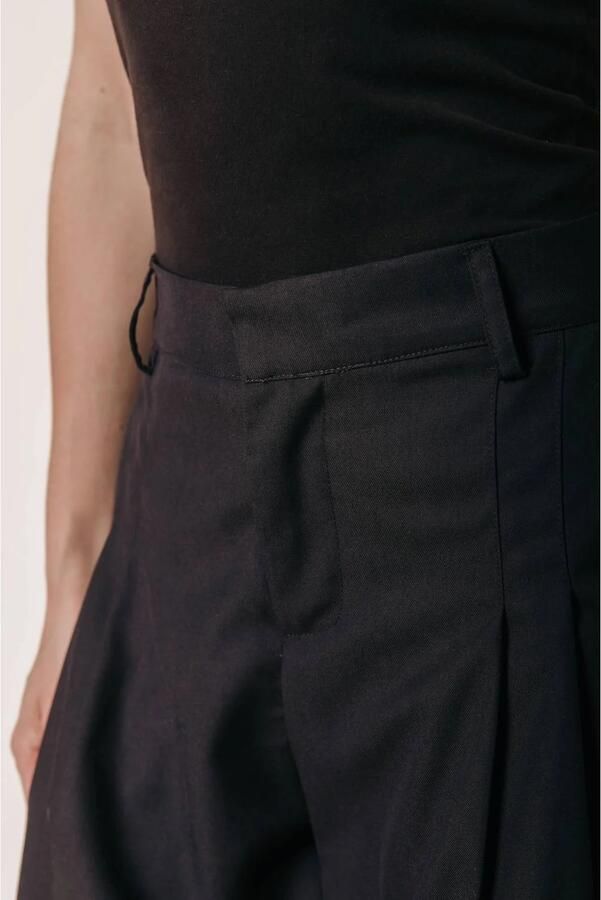 Colourful Rebel Curve Plus Size suèdelook straight leg broek donkerbruin - Foto 2