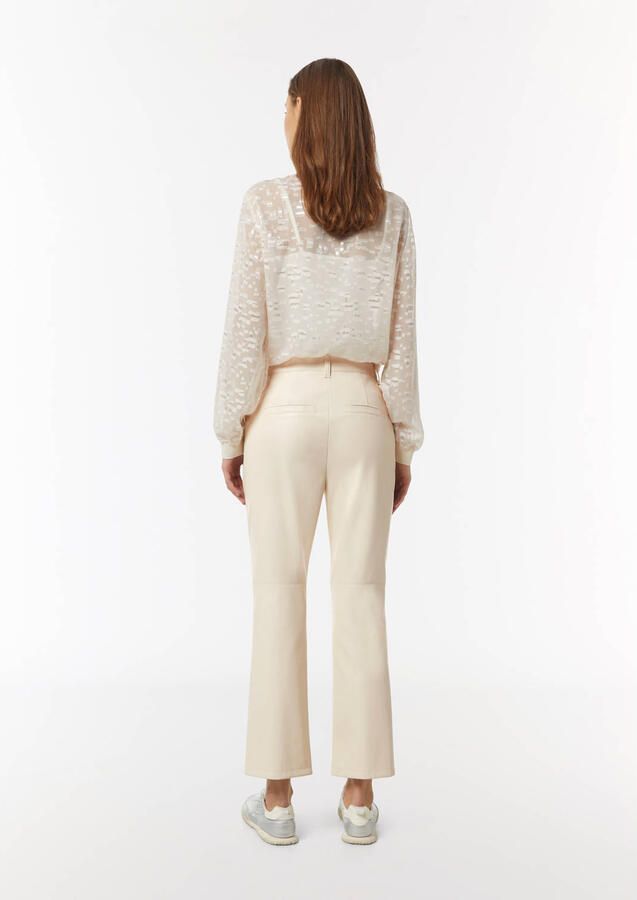 Comma casual identity flared pantalon van imitatieleer ecru - Foto 2