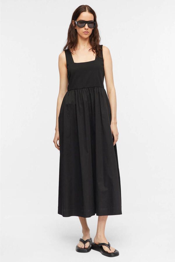 Comma Midi-jurk in mouwloos design