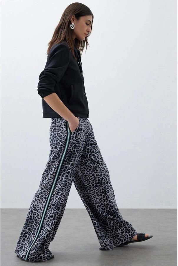 Comma wide leg regular waist pantalon zwart - Foto 1