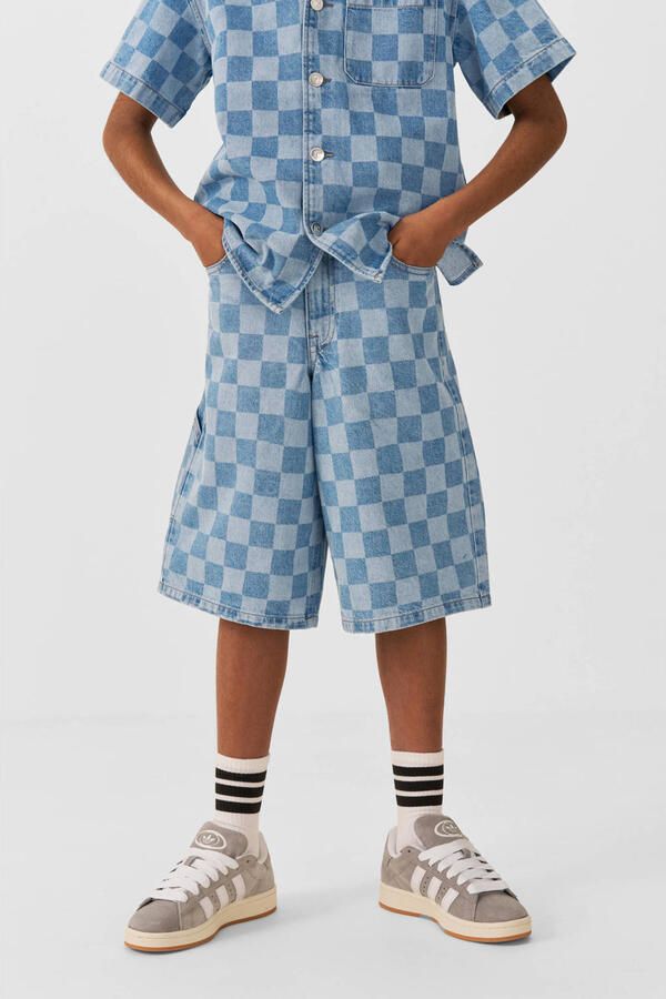 Coolcat denim short Bobby met checkerboard print blauw