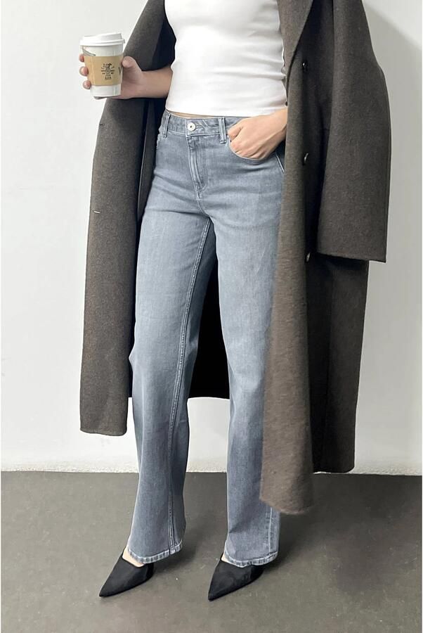Cup of Joe Denim high straight leg jeans grey denim