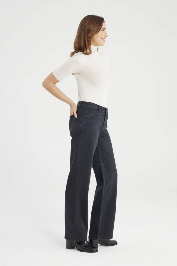 Cup of Joe Denim straight leg jeans black denim