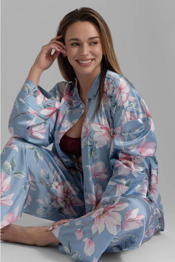 Dorina Curve satijnlook pyjamatop Bella blauw roze wit - Foto 2