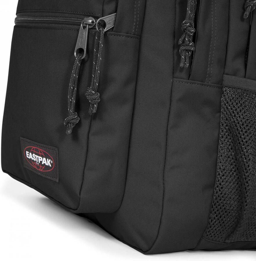 Eastpak Laptoprugzak MORIUS Black Denim bevat gerecycled materiaal(global recycled standard )