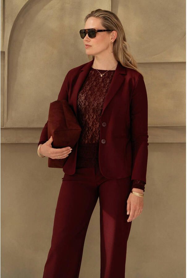 &Co Woman getailleerde blazer donkerrood