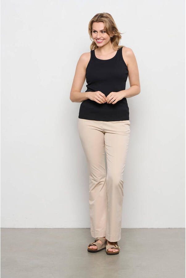 &Co Woman mouwloze top zwart