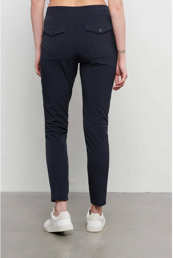 &Co Woman regular fit pantalon PENNY van travelstof marineblauw