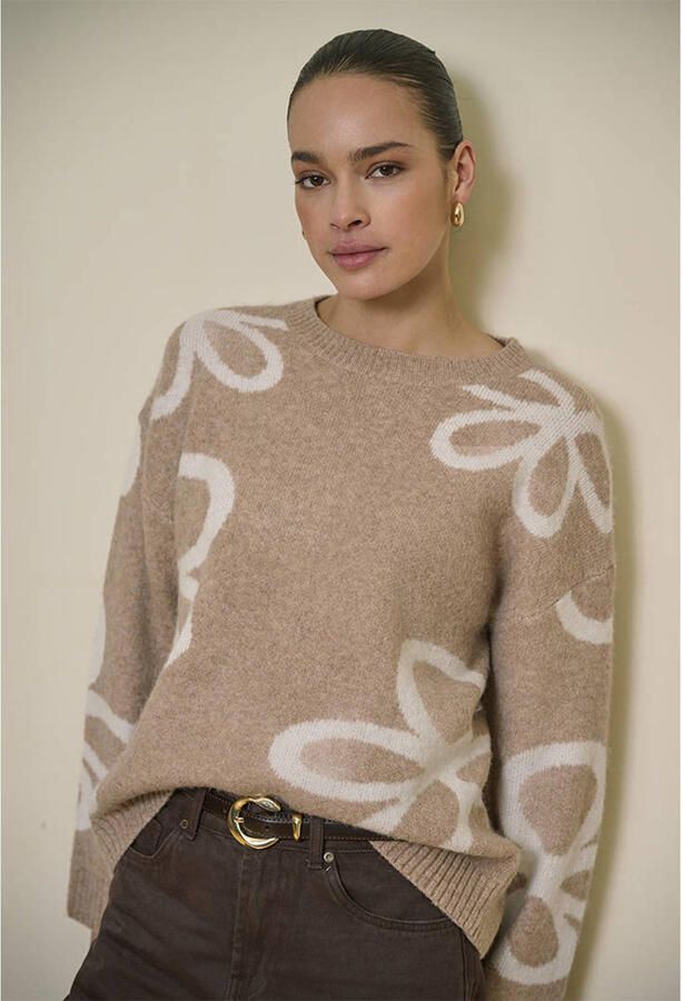 Esqualo gebloemde trui met wol beige