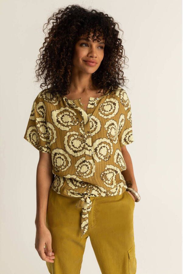 Expresso blousetop met all over print en textuur olijfgroen