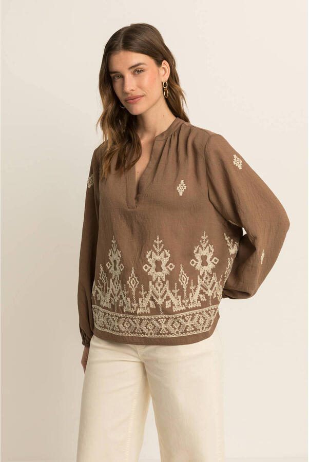 Expresso geborduurde blouse groen